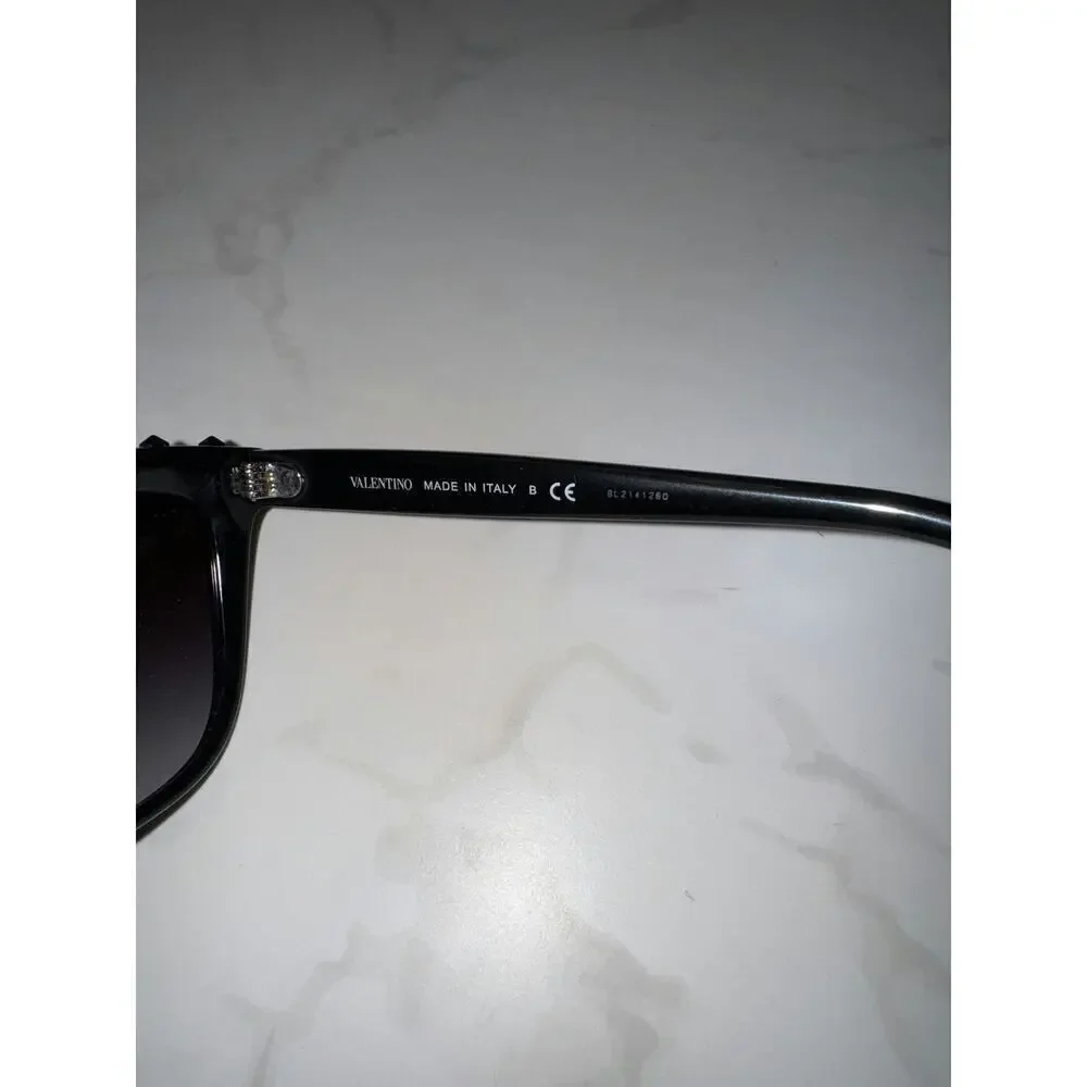 Valentino Sunglasses - Excellent Condition